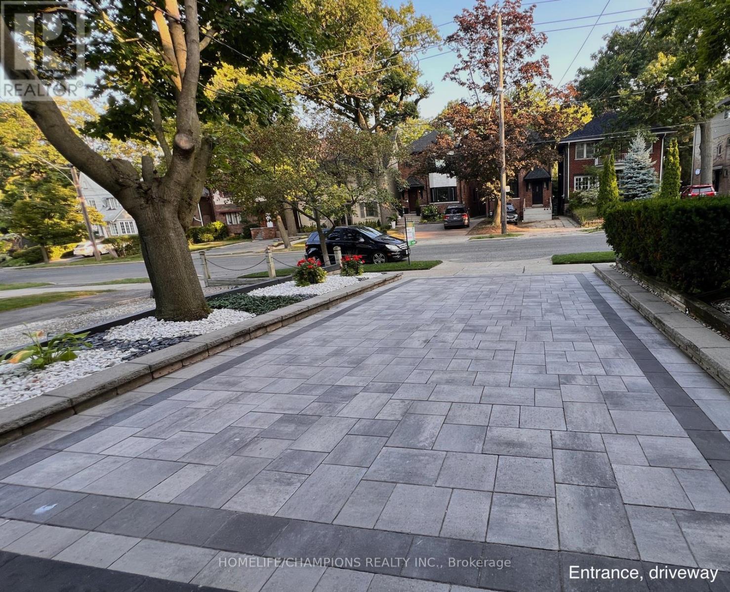 291 St Clair Avenue E, Toronto, Ontario  M4T 1P3 - Photo 2 - C12422950