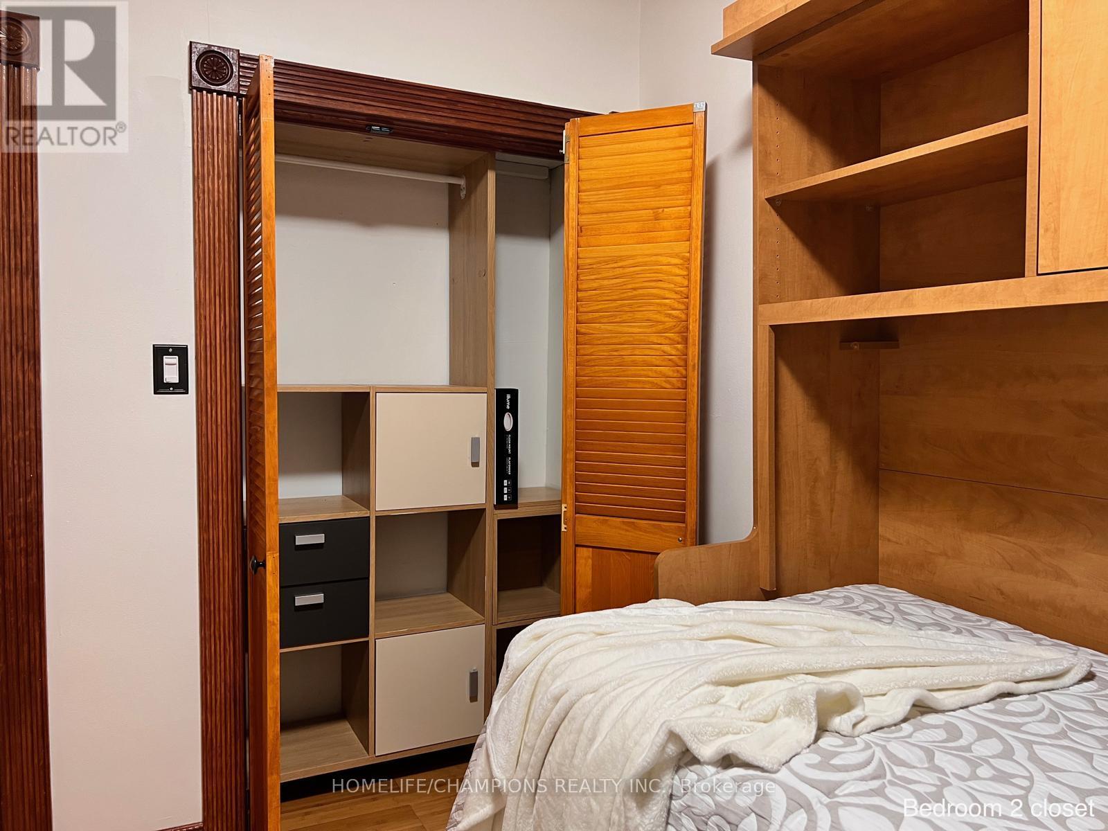 291 St Clair Avenue E, Toronto, Ontario  M4T 1P3 - Photo 22 - C12422950