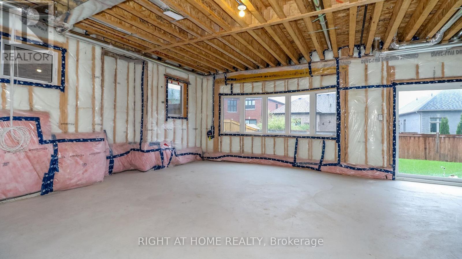 1691 Corsal Court N, Innisfil, Ontario  L9S 0P8 - Photo 12 - N12422974