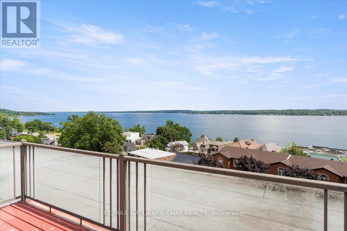 43 - 2 ALBERT STREET, Barrie, Ontario