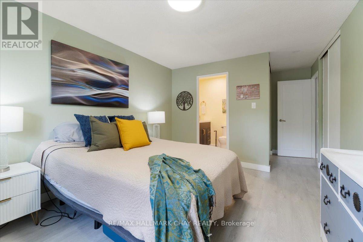 43 - 2 Albert Street, Barrie, Ontario  L4M 3S4 - Photo 21 - S12422962