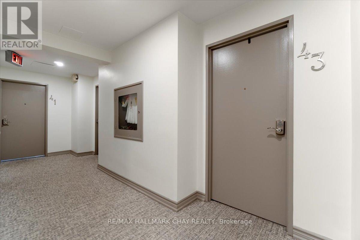 43 - 2 Albert Street, Barrie, Ontario  L4M 3S4 - Photo 6 - S12422962