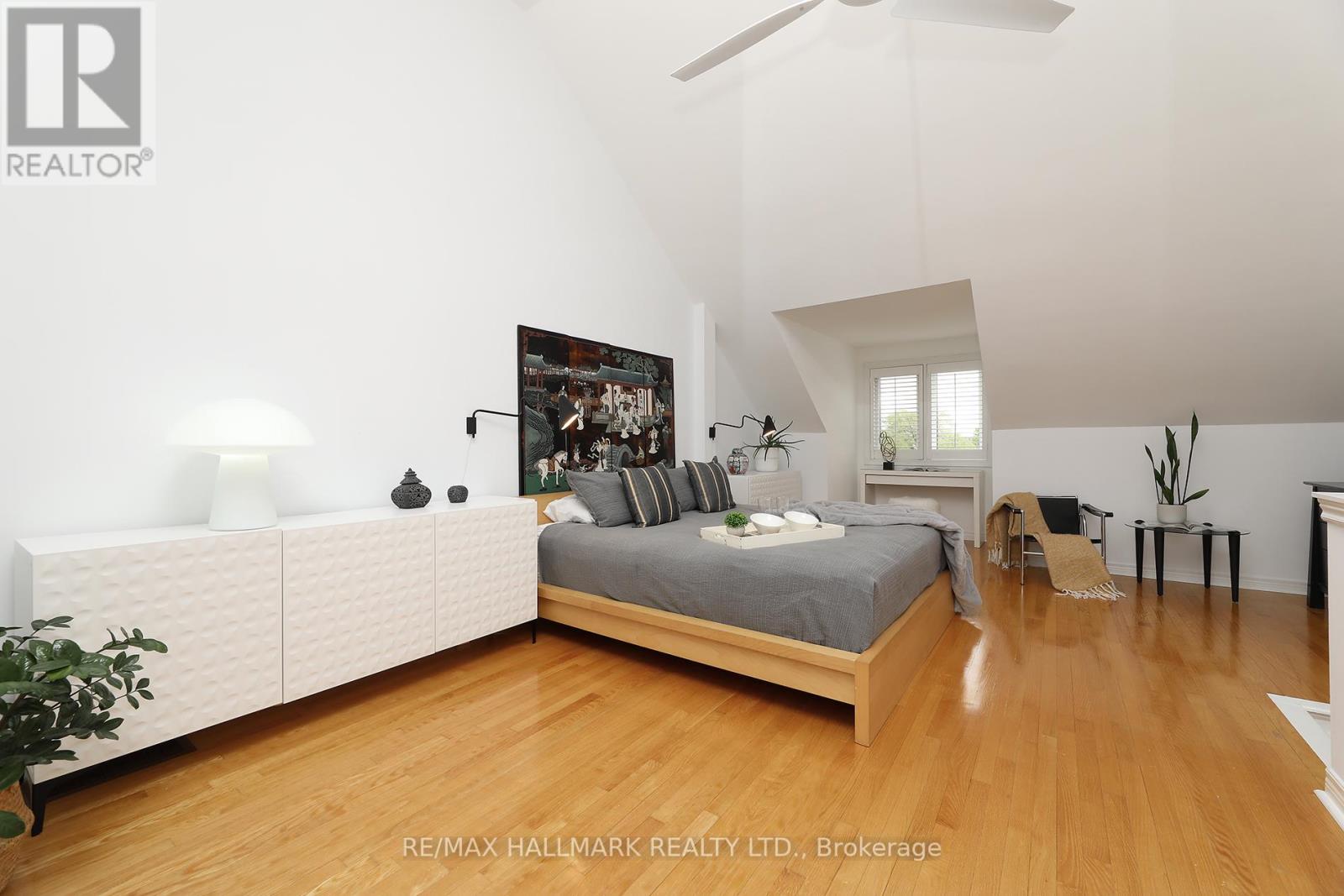146 Manitoba Street, Toronto, Ontario  M8Y 1E3 - Photo 17 - W12422958