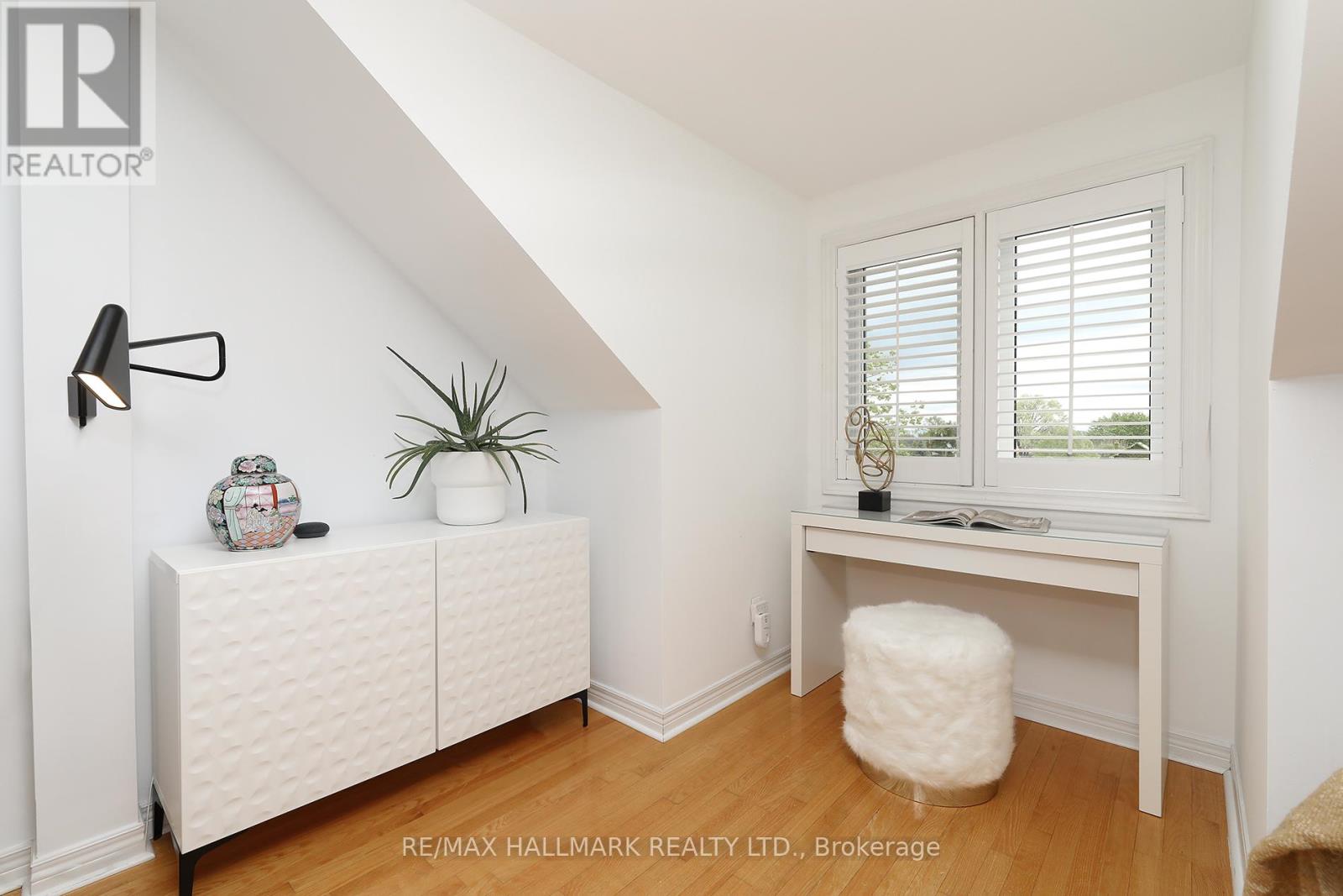 146 Manitoba Street, Toronto, Ontario  M8Y 1E3 - Photo 18 - W12422958