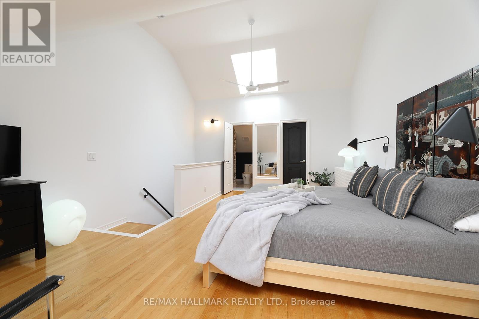 146 Manitoba Street, Toronto, Ontario  M8Y 1E3 - Photo 20 - W12422958