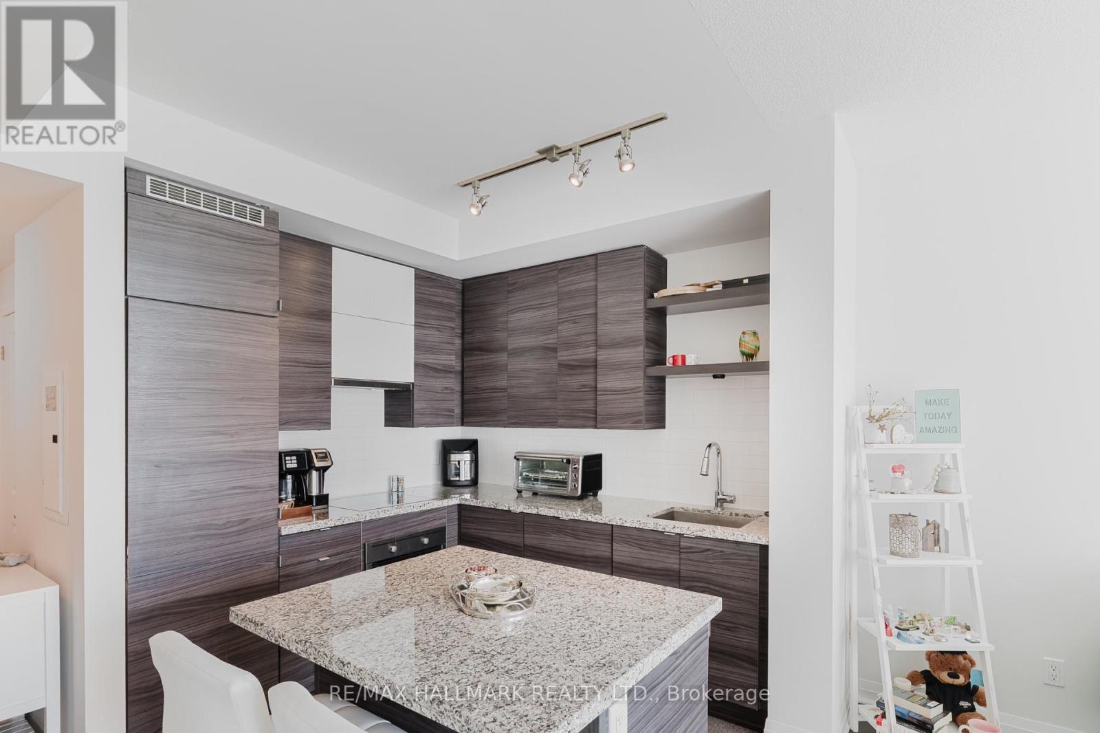 1806 - 59 Annie Craig Drive, Toronto, Ontario  M8V 0C4 - Photo 10 - W12422968