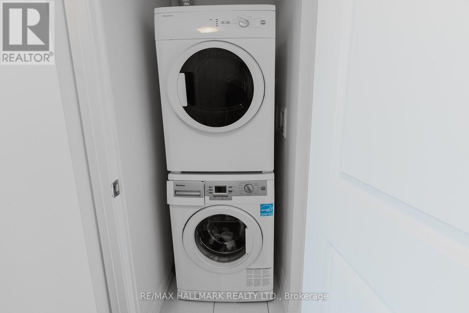 1806 - 59 Annie Craig Drive, Toronto, Ontario  M8V 0C4 - Photo 22 - W12422968