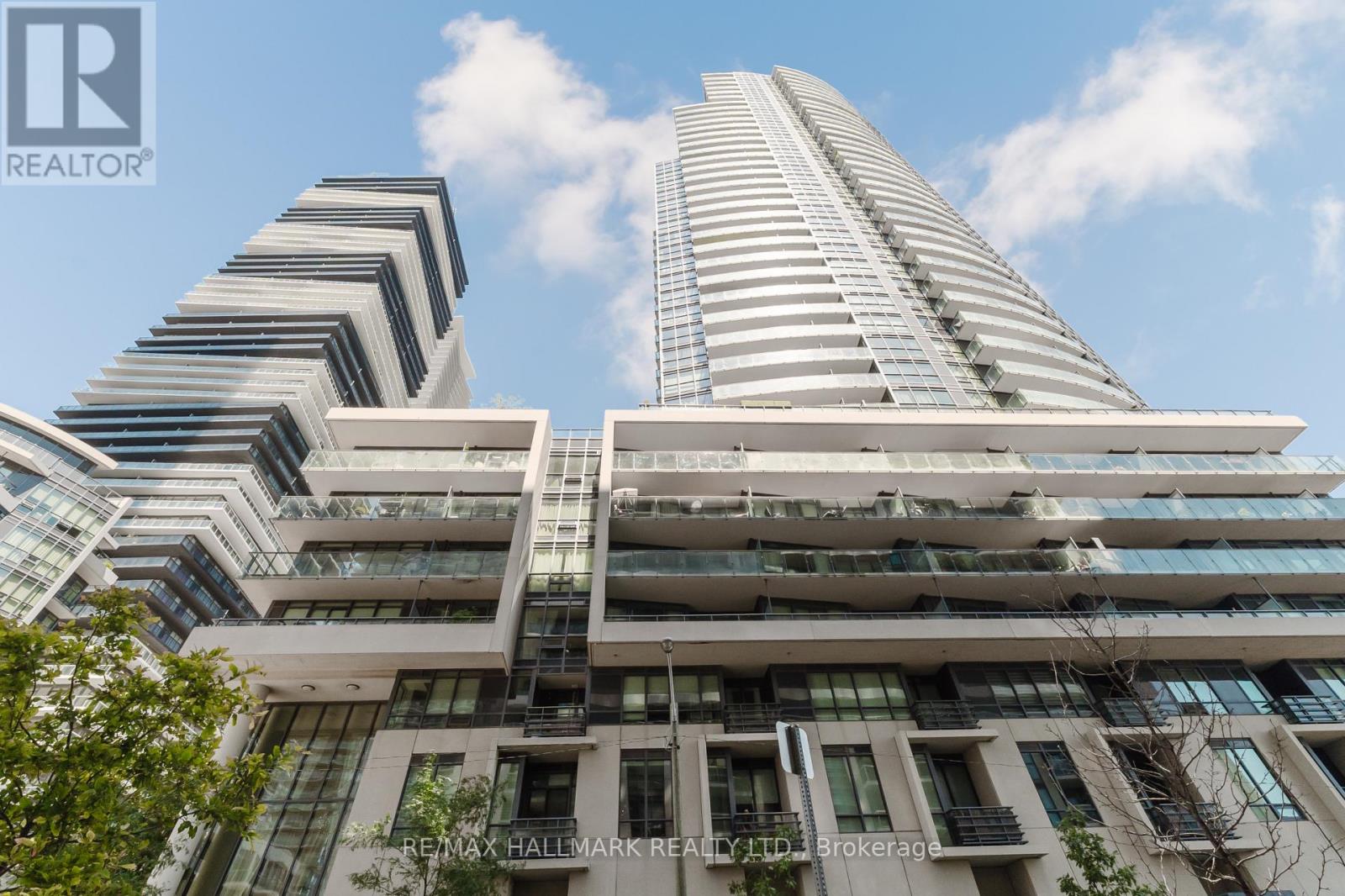 1806 - 59 Annie Craig Drive, Toronto, Ontario  M8V 0C4 - Photo 3 - W12422968