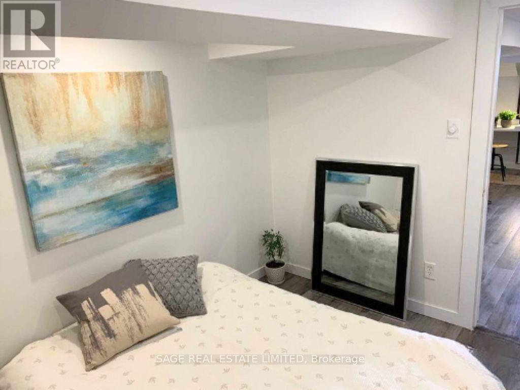 Lower - 130 Eileen Avenue, Toronto, Ontario  M6N 1W1 - Photo 14 - W12422976