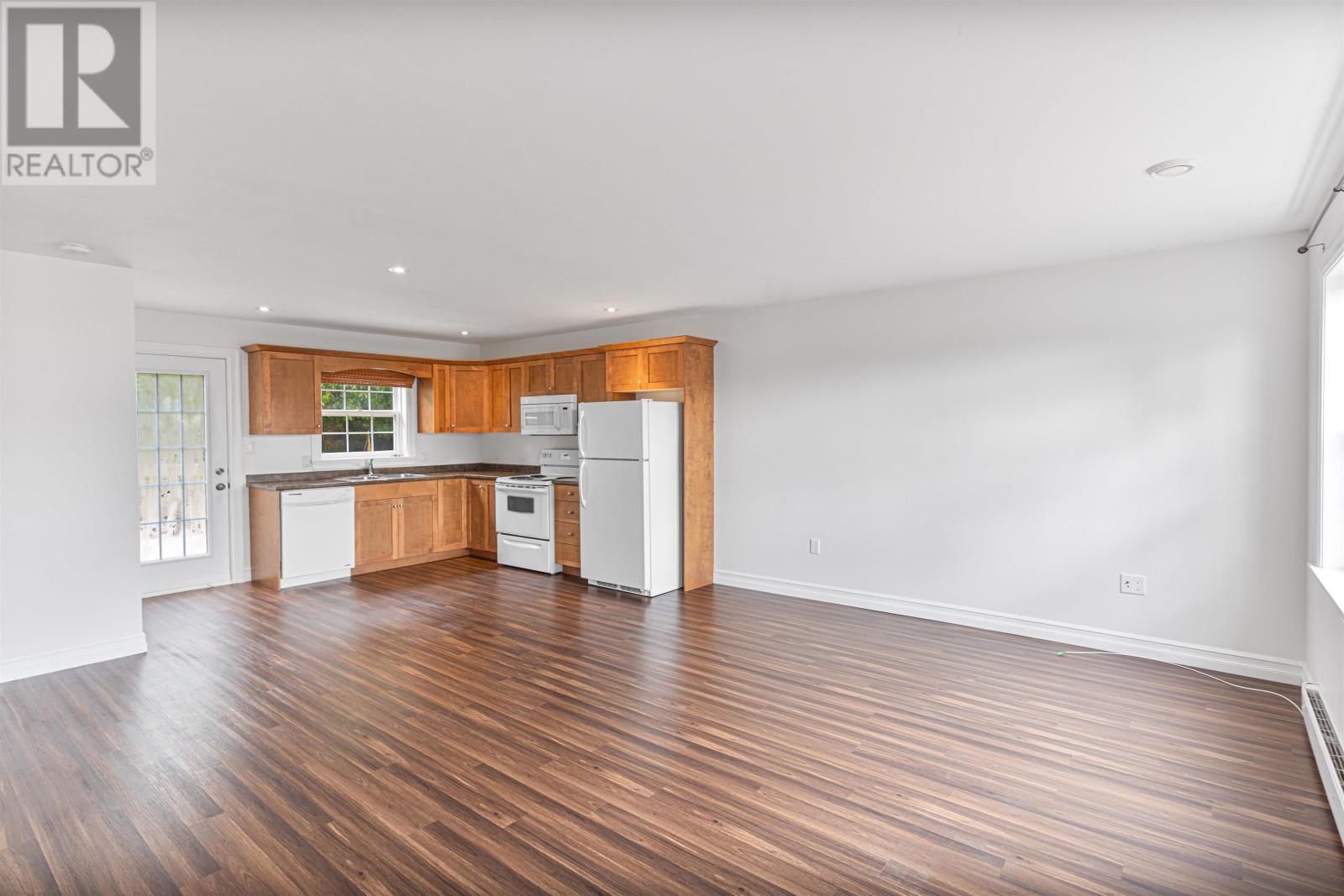 83 Westridge Crescent, Charlottetown, Prince Edward Island  C1A 9A6 - Photo 4 - 202524172