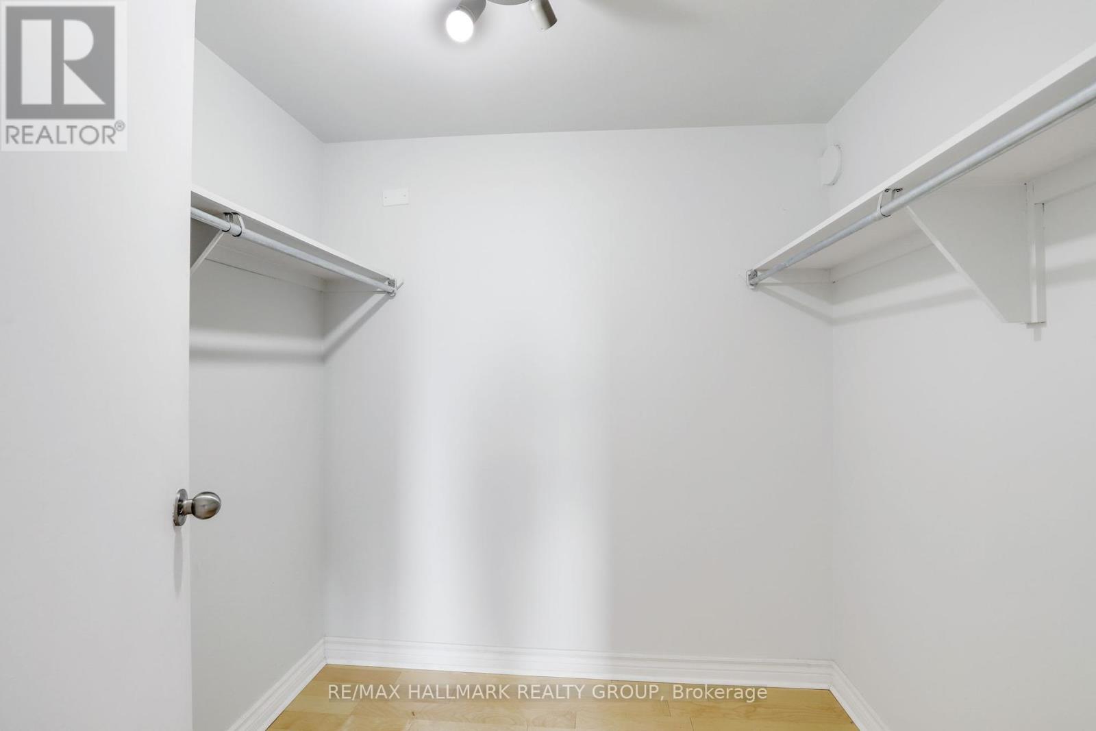 704 - 200 Bay Street, Ottawa, Ontario  K1R 7W8 - Photo 22 - X12423007