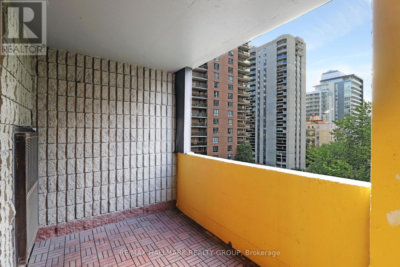704 - 200 Bay Street, Ottawa, Ontario  K1R 7W8 - Photo 28 - X12423007