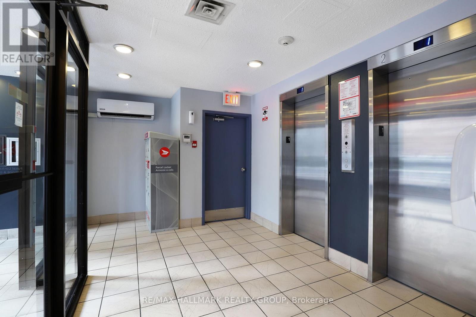 704 - 200 Bay Street, Ottawa, Ontario  K1R 7W8 - Photo 5 - X12423007