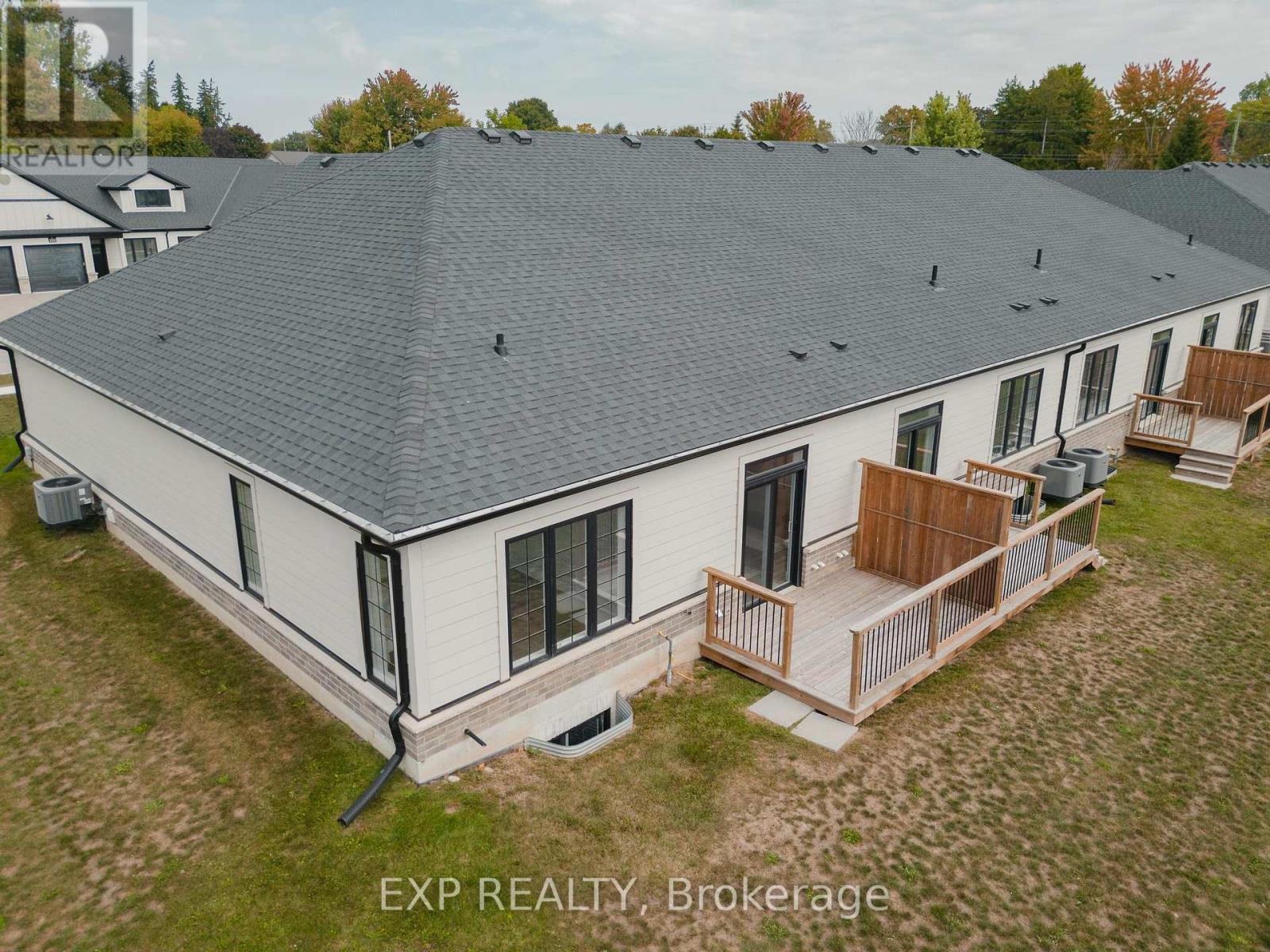 101 - 12 Washington Street, Norwich (Norwich Town), Ontario  N0J 1P0 - Photo 18 - X12422964