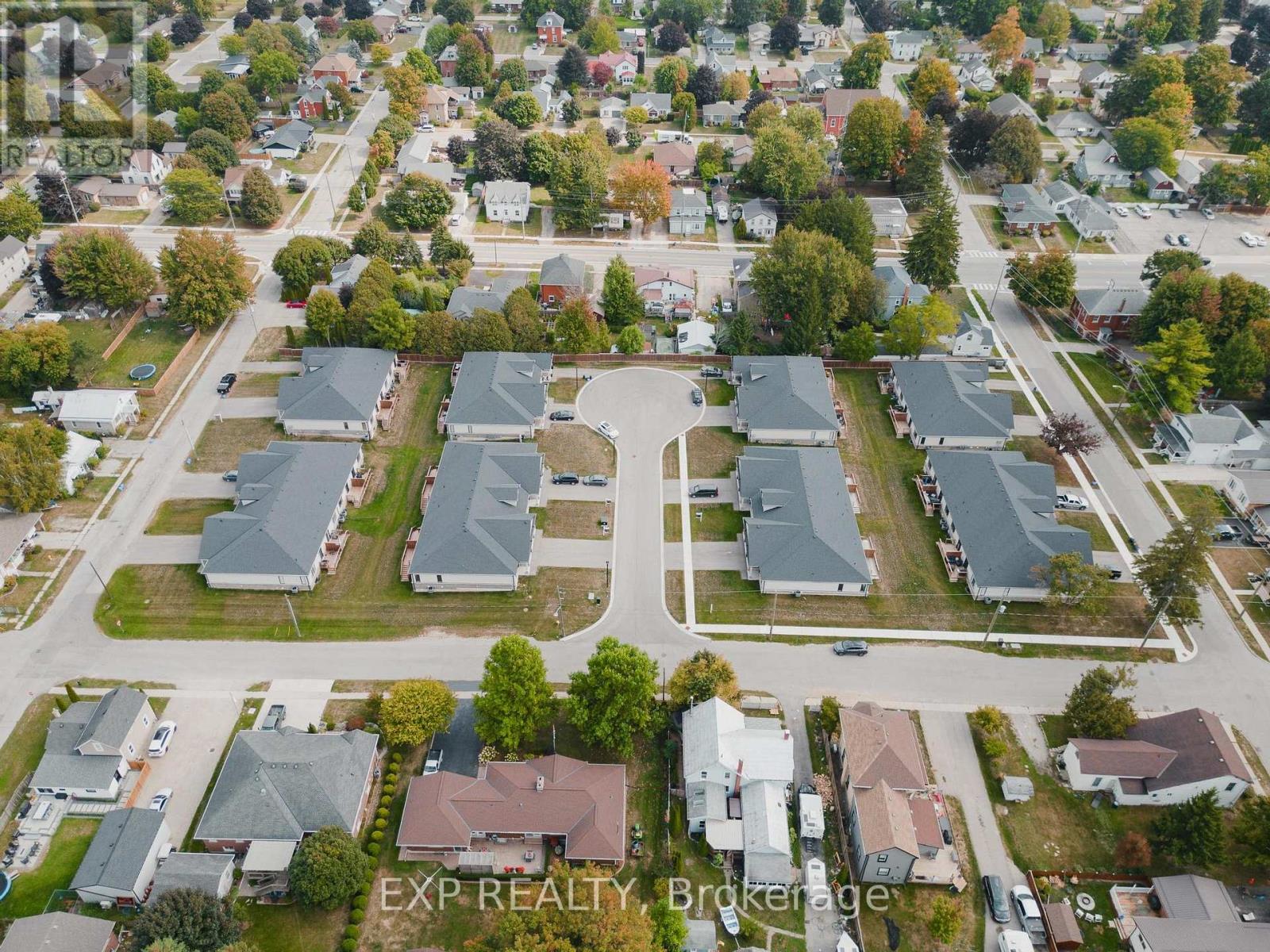 101 - 12 Washington Street, Norwich (Norwich Town), Ontario  N0J 1P0 - Photo 21 - X12422964