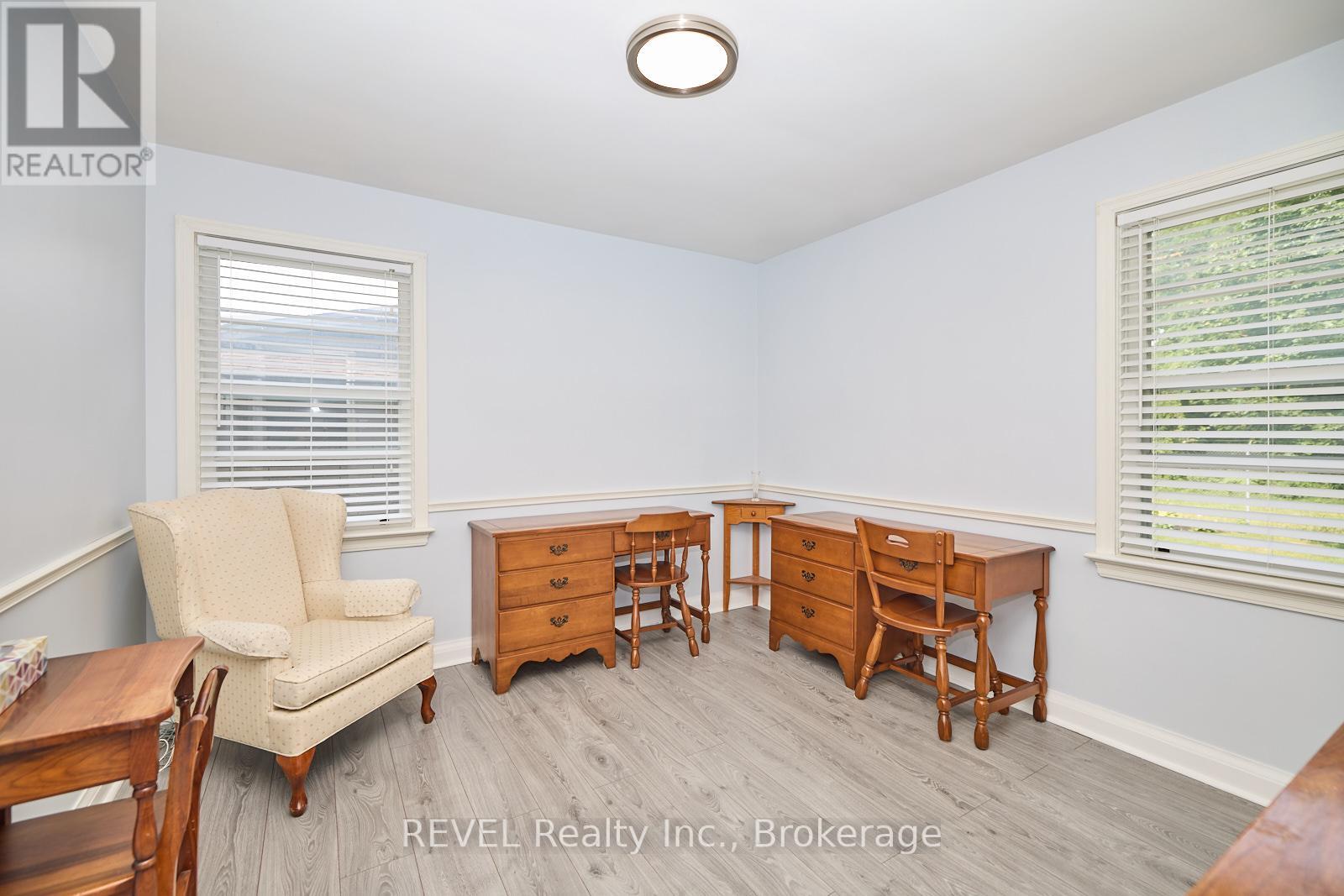 6361 Clare Crescent, Niagara Falls, Ontario  L2G 2C9 - Photo 10 - X12422988