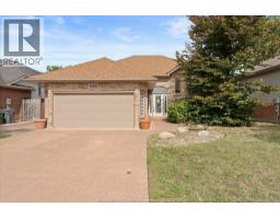 7826 SHORAIN GROVE, Windsor, Ontario