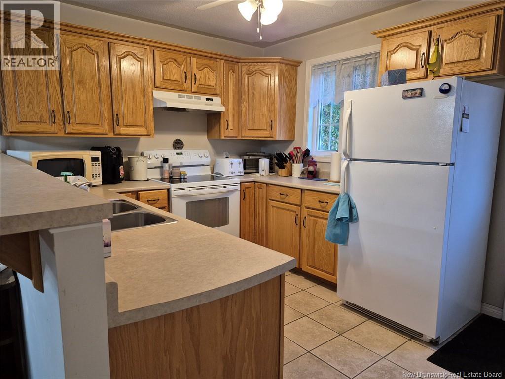 15 Canada Street, Marysville, New Brunswick  E3A 3Z1 - Photo 6 - NB127288