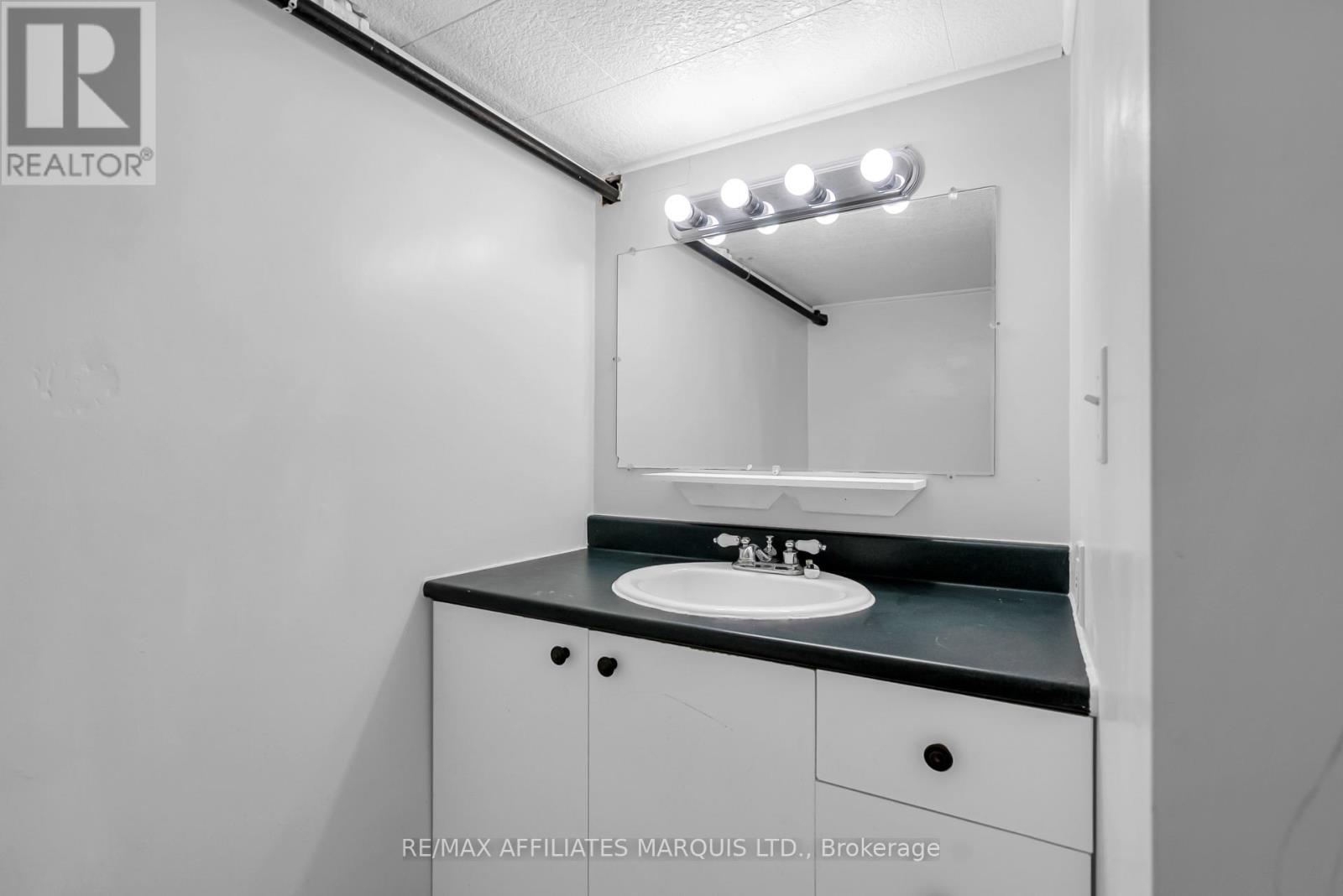 104 Gardner Avenue, Cornwall, Ontario  K6H 5H4 - Photo 24 - X12423000