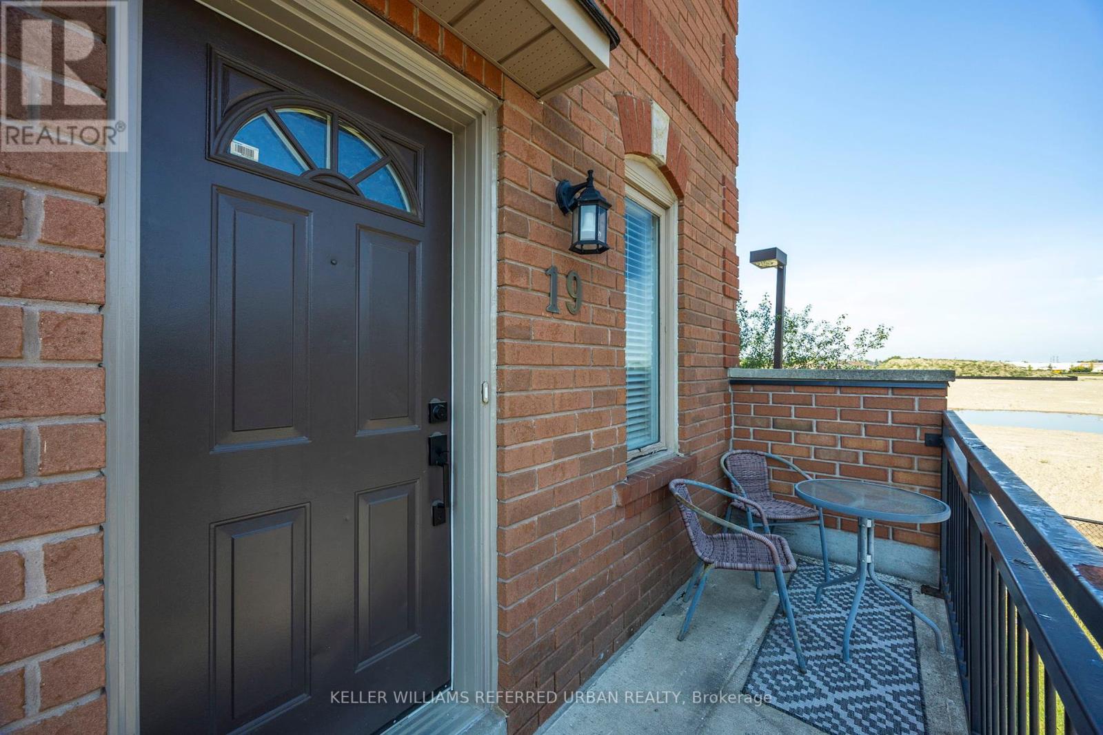 19 - 3895 Doug Leavens Boulevard, Mississauga, Ontario  L5N 7G1 - Photo 3 - W12413531