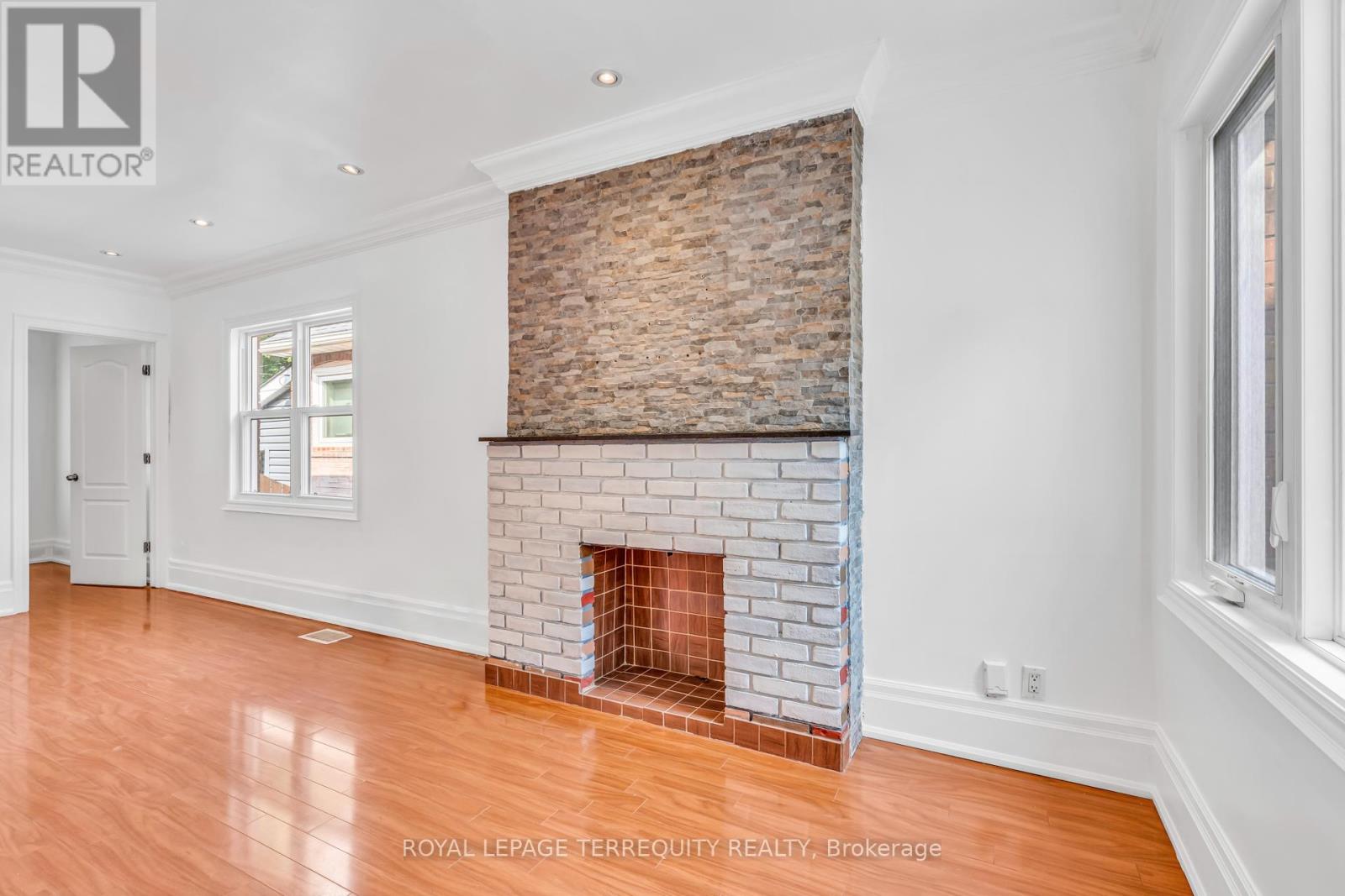 78 Lawrence Avenue W, Toronto, Ontario  M5M 1A6 - Photo 4 - C12422987