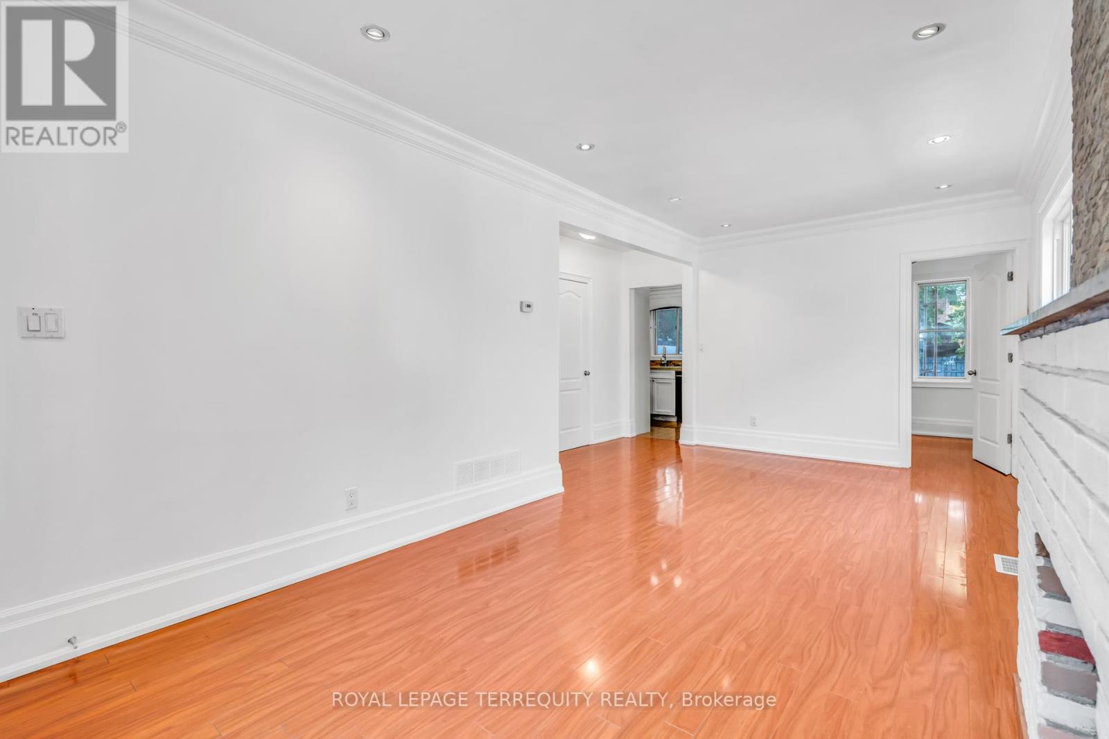78 Lawrence Avenue W, Toronto, Ontario  M5M 1A6 - Photo 5 - C12422987