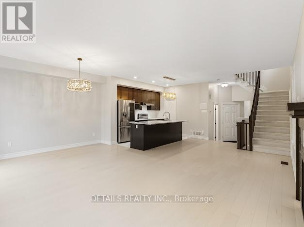 690 Vivera Place, Ottawa, Ontario  K2S 2N1 - Photo 25 - X12321711