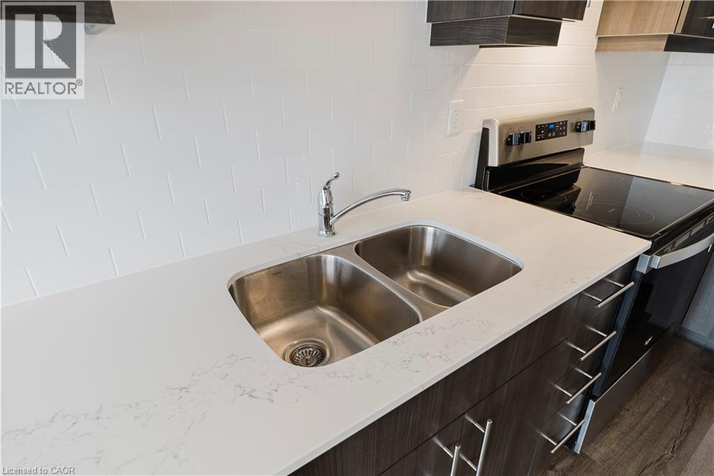 251 Northfield Drive E Unit# 505, Waterloo, Ontario  N2K 0G9 - Photo 8 - 40769030