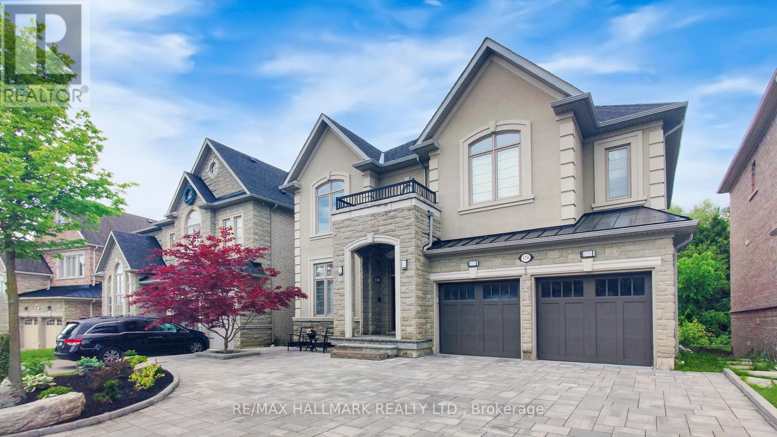 126 Sir Stevens Drive, Vaughan (Patterson), Ontario  L6A 0G6 - Photo 2 - N12422997