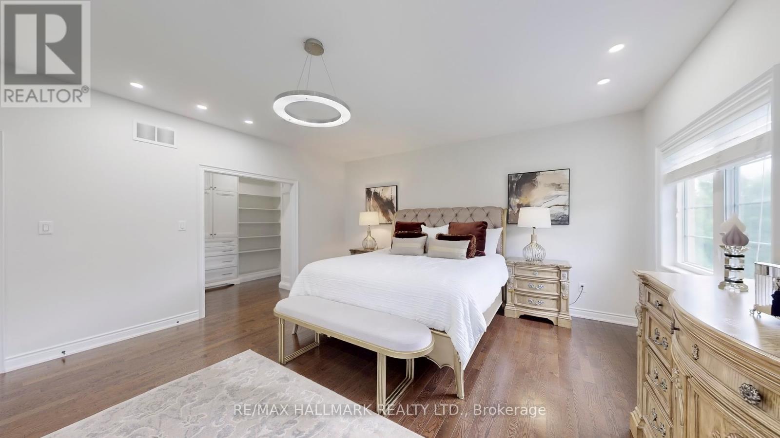 126 Sir Stevens Drive, Vaughan (Patterson), Ontario  L6A 0G6 - Photo 36 - N12422997