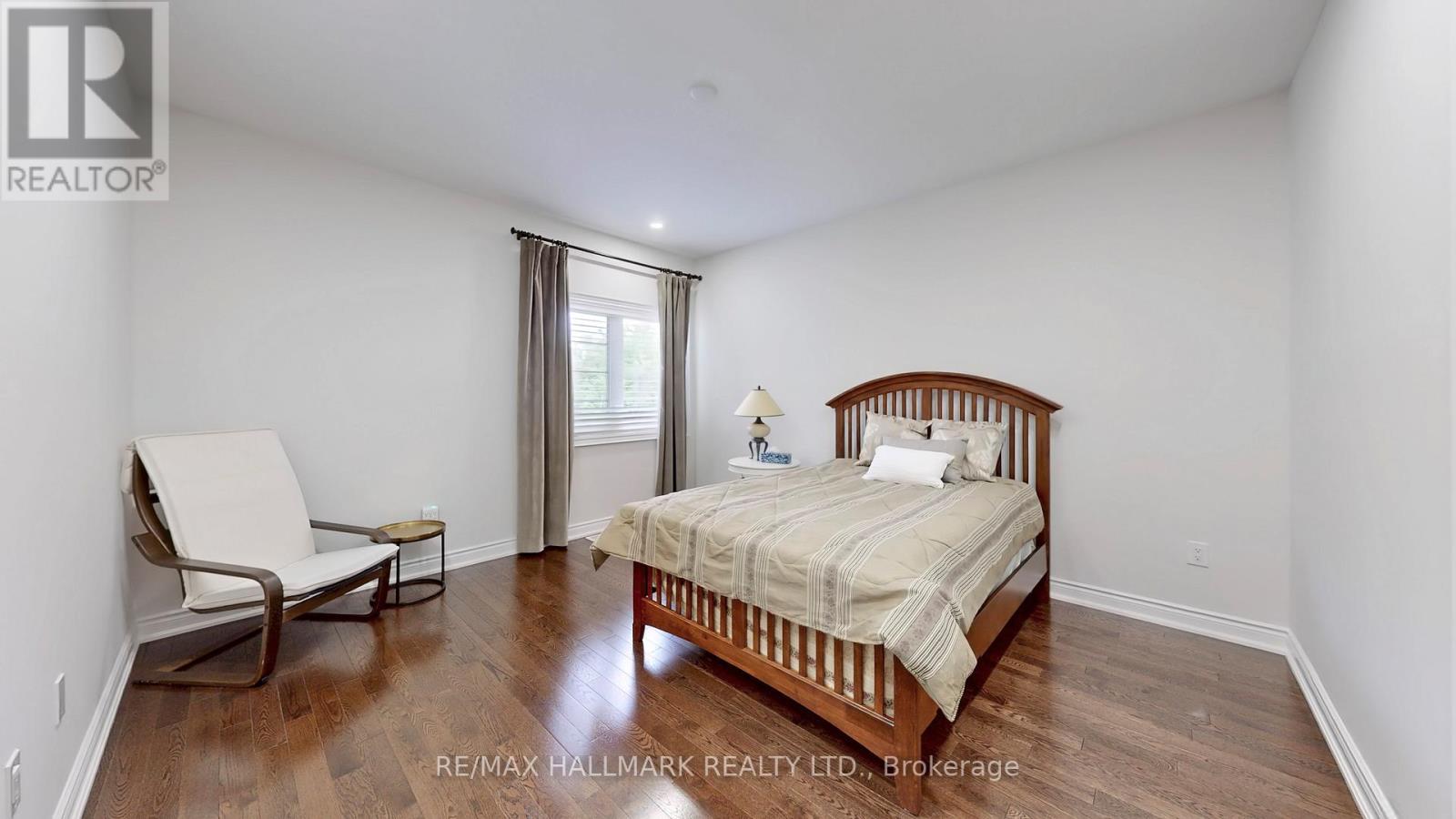 126 Sir Stevens Drive, Vaughan (Patterson), Ontario  L6A 0G6 - Photo 41 - N12422997