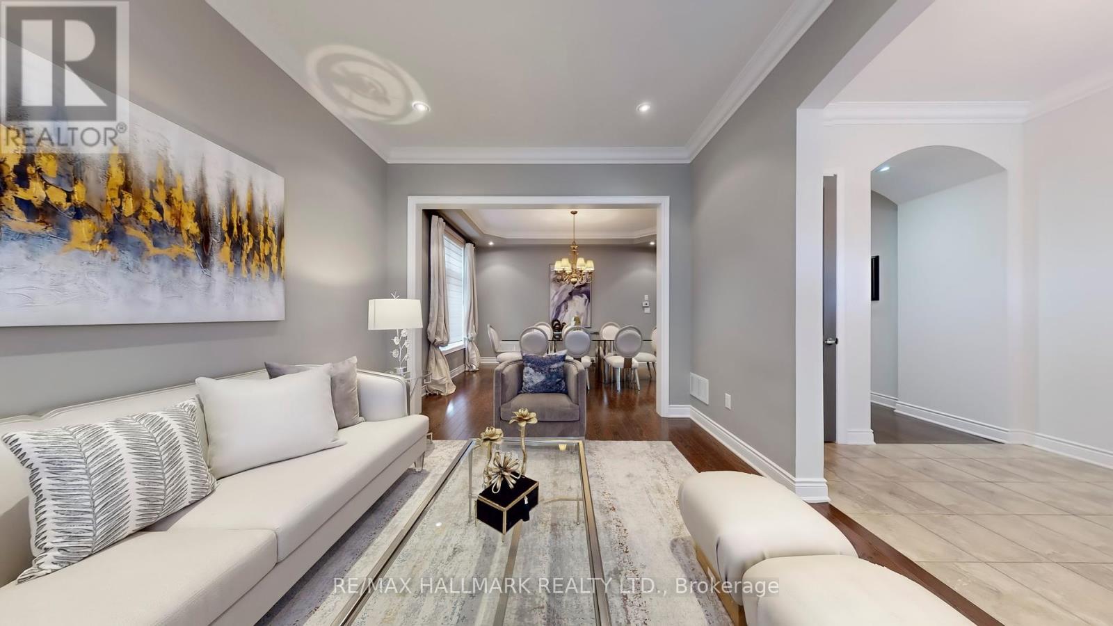126 Sir Stevens Drive, Vaughan (Patterson), Ontario  L6A 0G6 - Photo 8 - N12422997