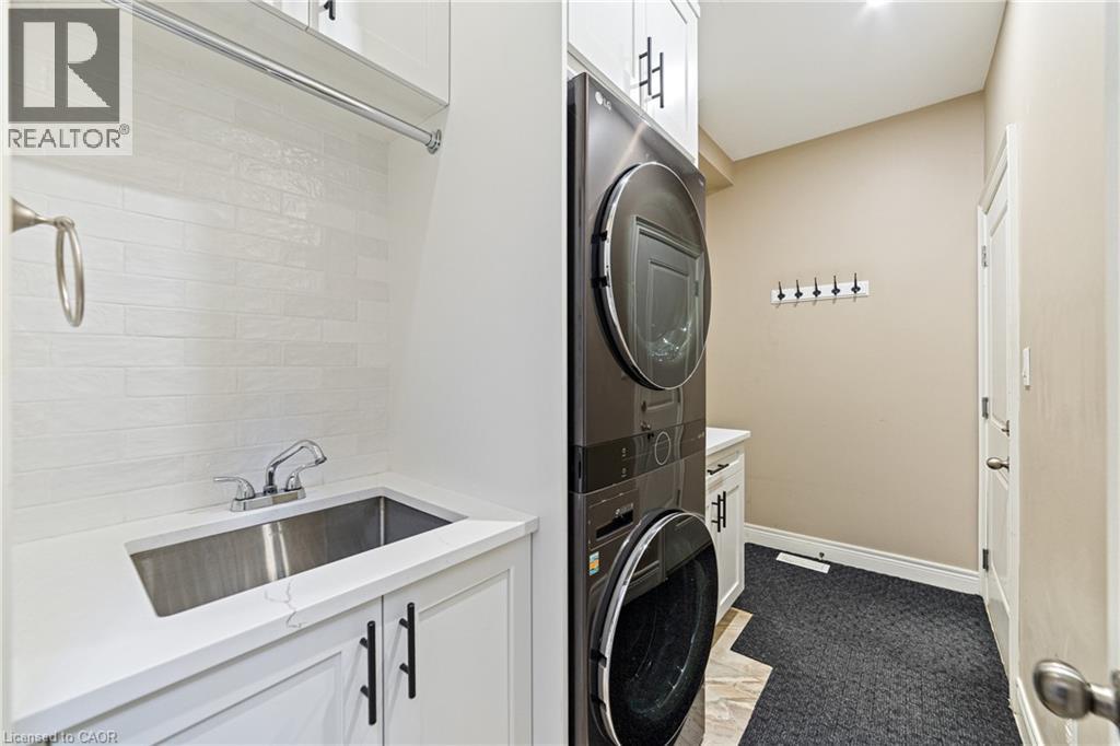 188 Mother's Street, Hamilton, Ontario  L9B 0E1 - Photo 7 - 40772544