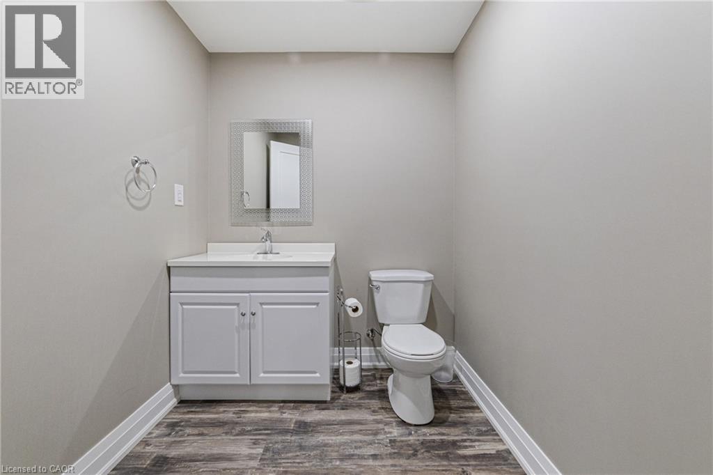 188 Mother's Street, Hamilton, Ontario  L9B 0E1 - Photo 23 - 40772544