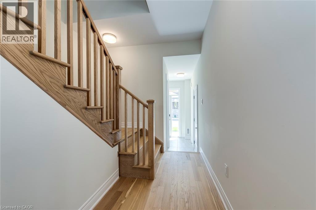 2184 Postmaster Drive Unit# 19, Oakville, Ontario  L6M 4E6 - Photo 3 - 40772906