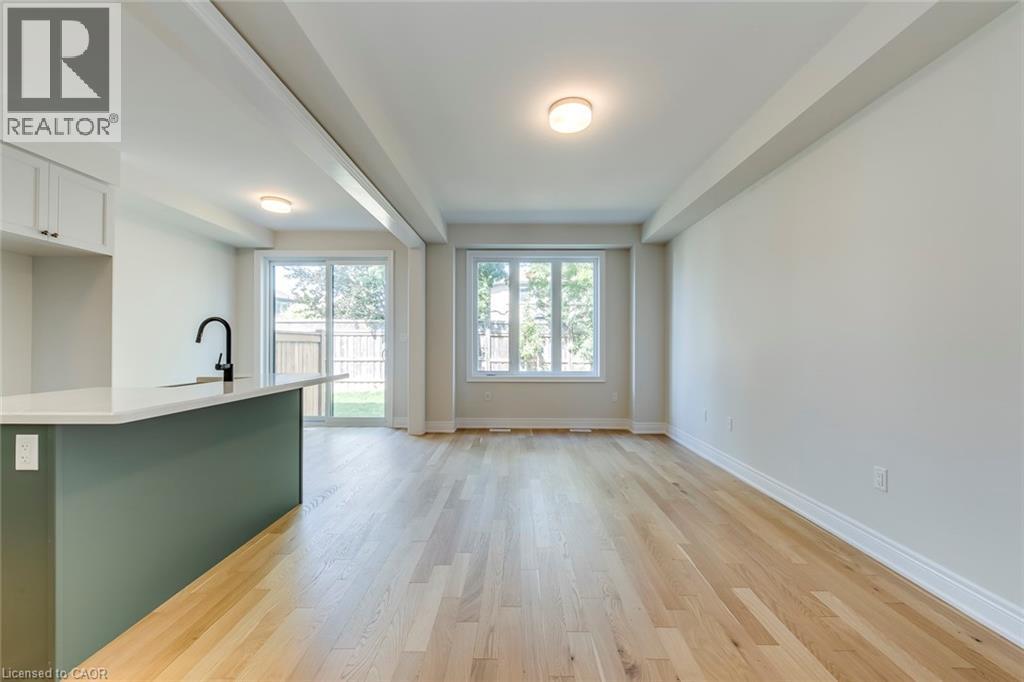 2184 Postmaster Drive Unit# 19, Oakville, Ontario  L6M 4E6 - Photo 4 - 40772906