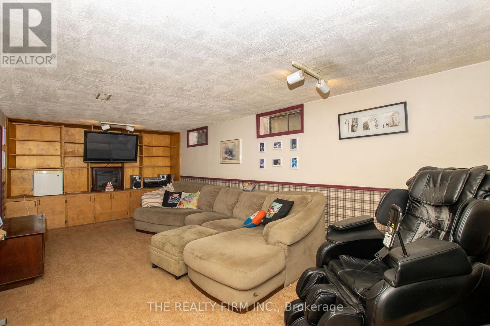 1948 Duluth Crescent, London East (East I), Ontario  N5V 1H7 - Photo 16 - X12423028