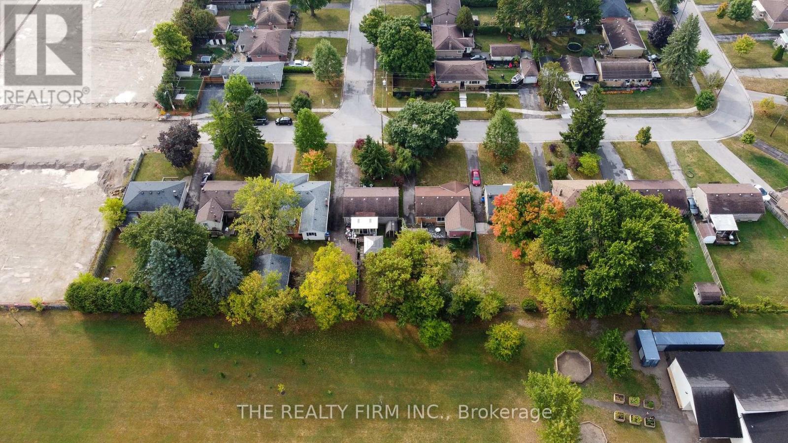 1948 Duluth Crescent, London East (East I), Ontario  N5V 1H7 - Photo 30 - X12423028