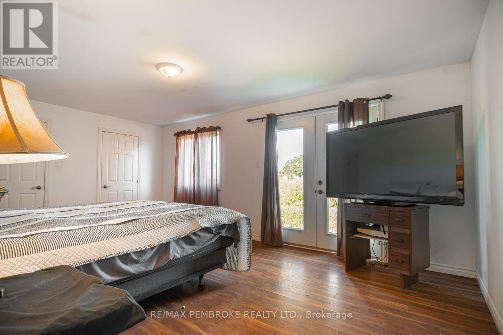 36752 41 Highway, North Algona Wilberforce, Ontario  K0J 1T0 - Photo 25 - X12423071