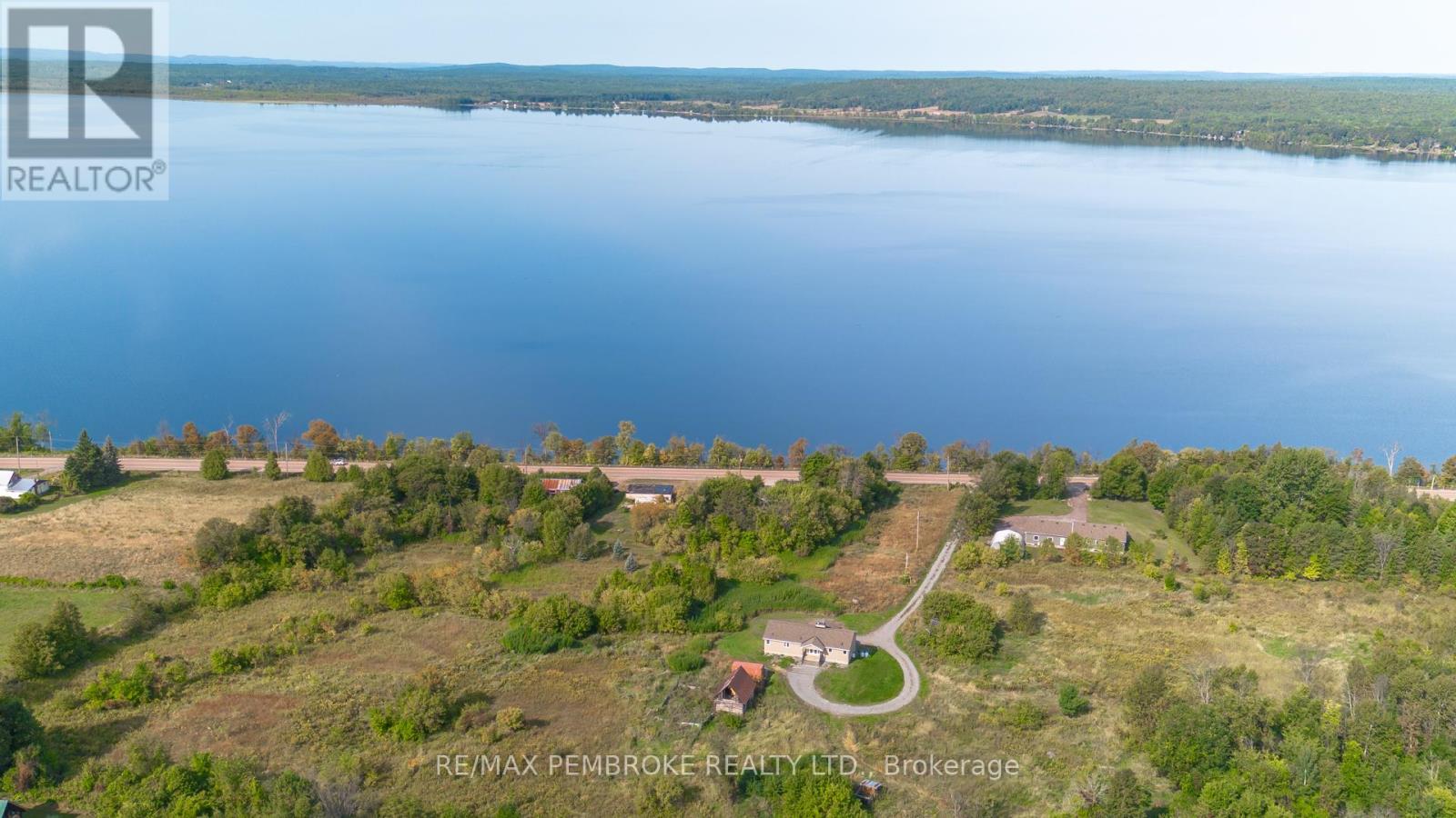36752 41 Highway, North Algona Wilberforce, Ontario  K0J 1T0 - Photo 3 - X12423071