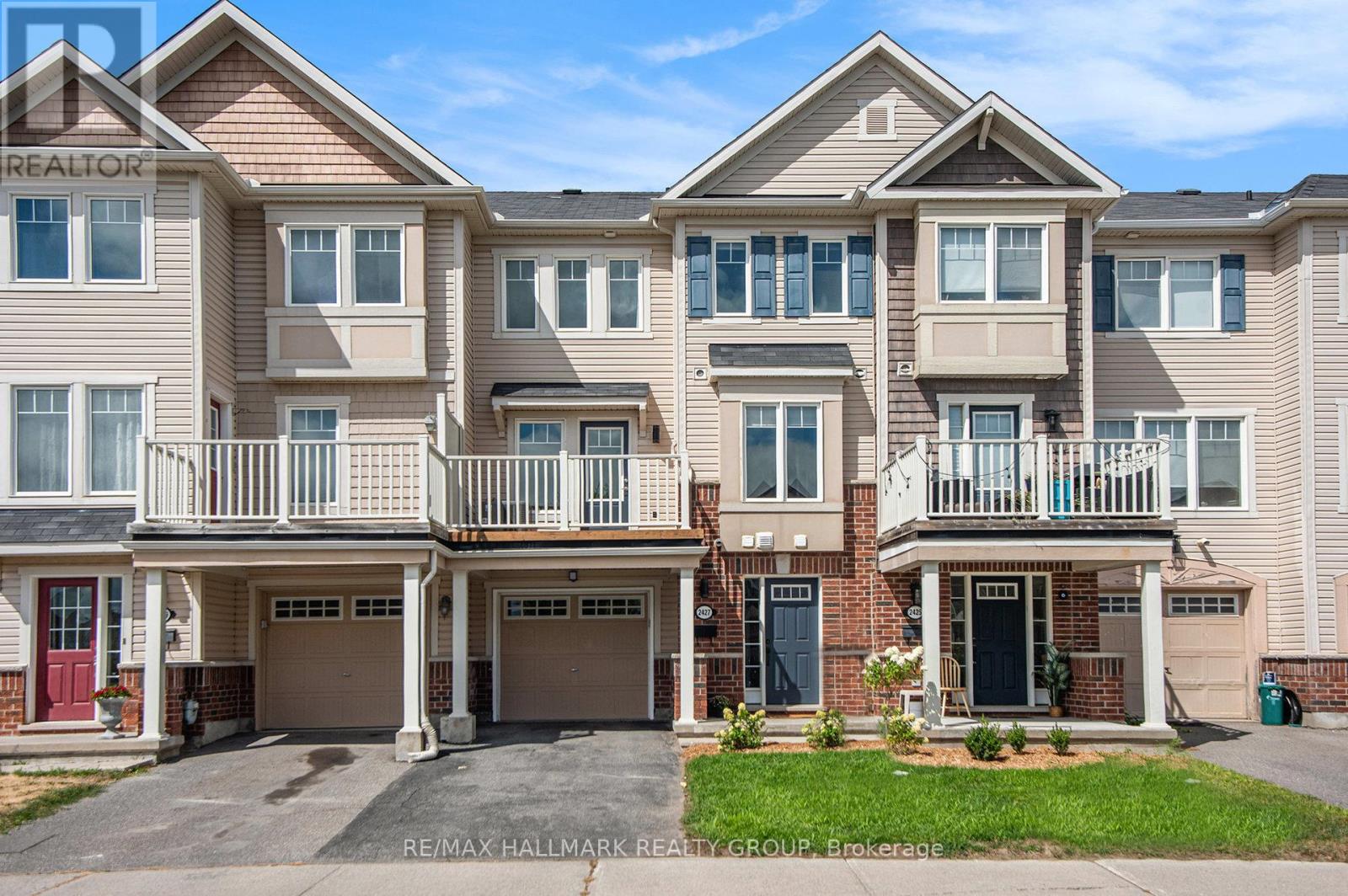 2427 Nutgrove Avenue, Ottawa, Ontario  K2J 0X4 - Photo 2 - X12423056