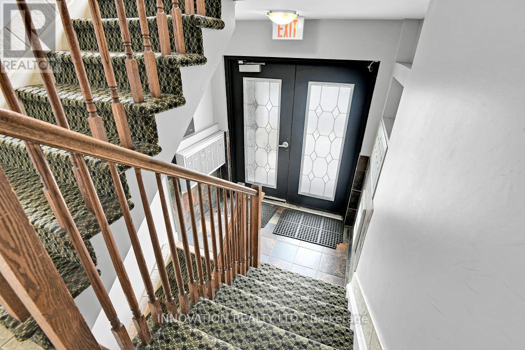 201 - 711 Churchill Avenue, Ottawa, Ontario  K1Z 5G6 - Photo 5 - X12423069
