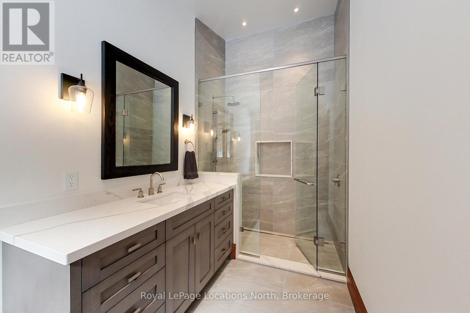 164 Wensley Drive, Blue Mountains, Ontario  N0H 1J0 - Photo 42 - X12423034