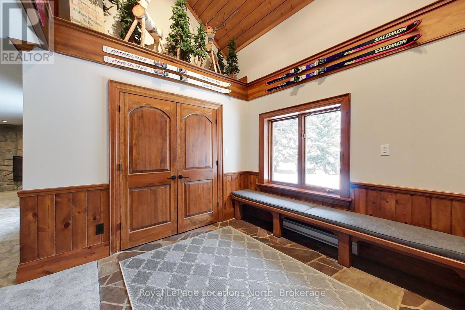 164 Wensley Drive, Blue Mountains, Ontario  N0H 1J0 - Photo 5 - X12423034