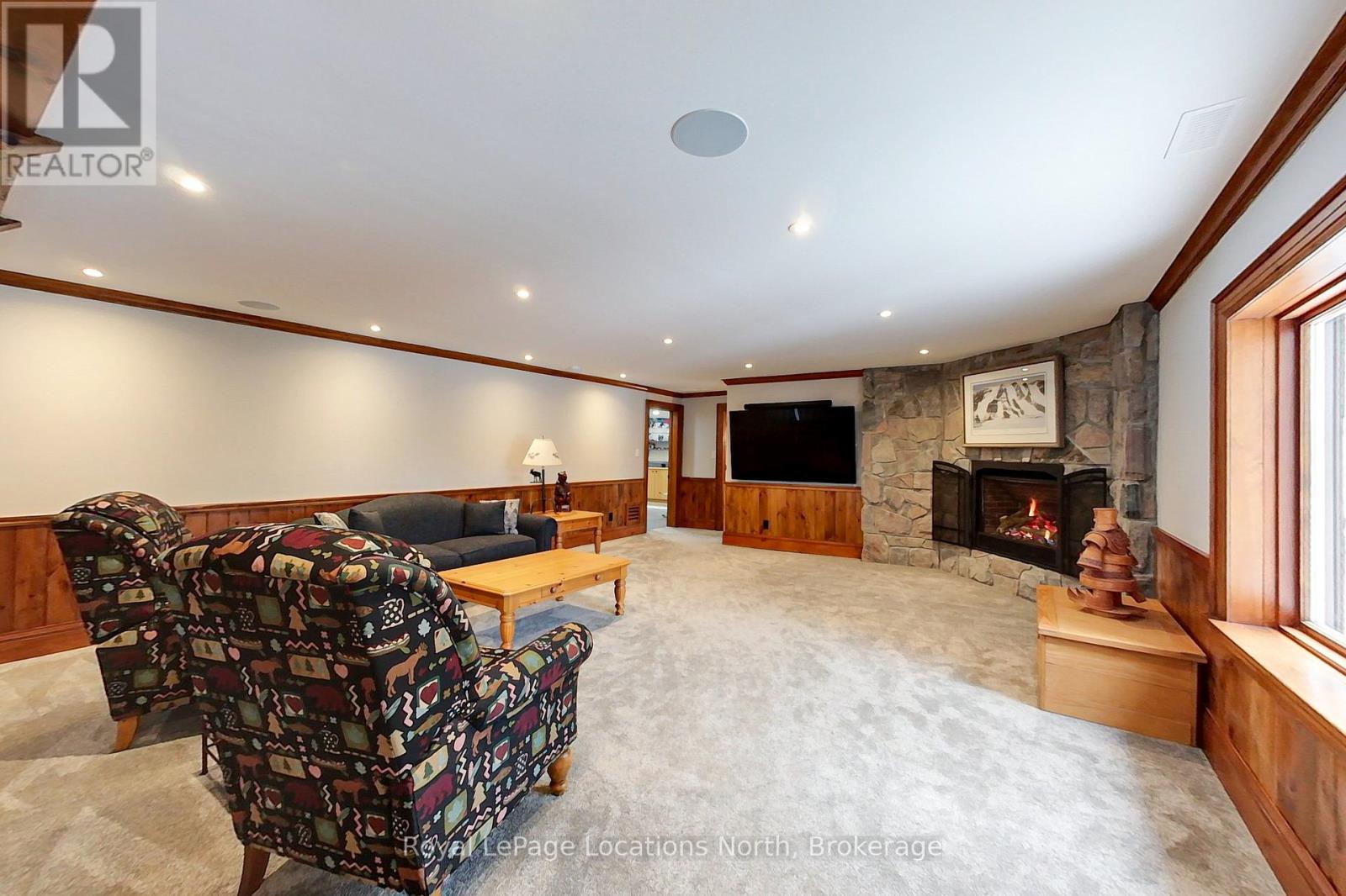 164 Wensley Drive, Blue Mountains, Ontario  N0H 1J0 - Photo 9 - X12423034