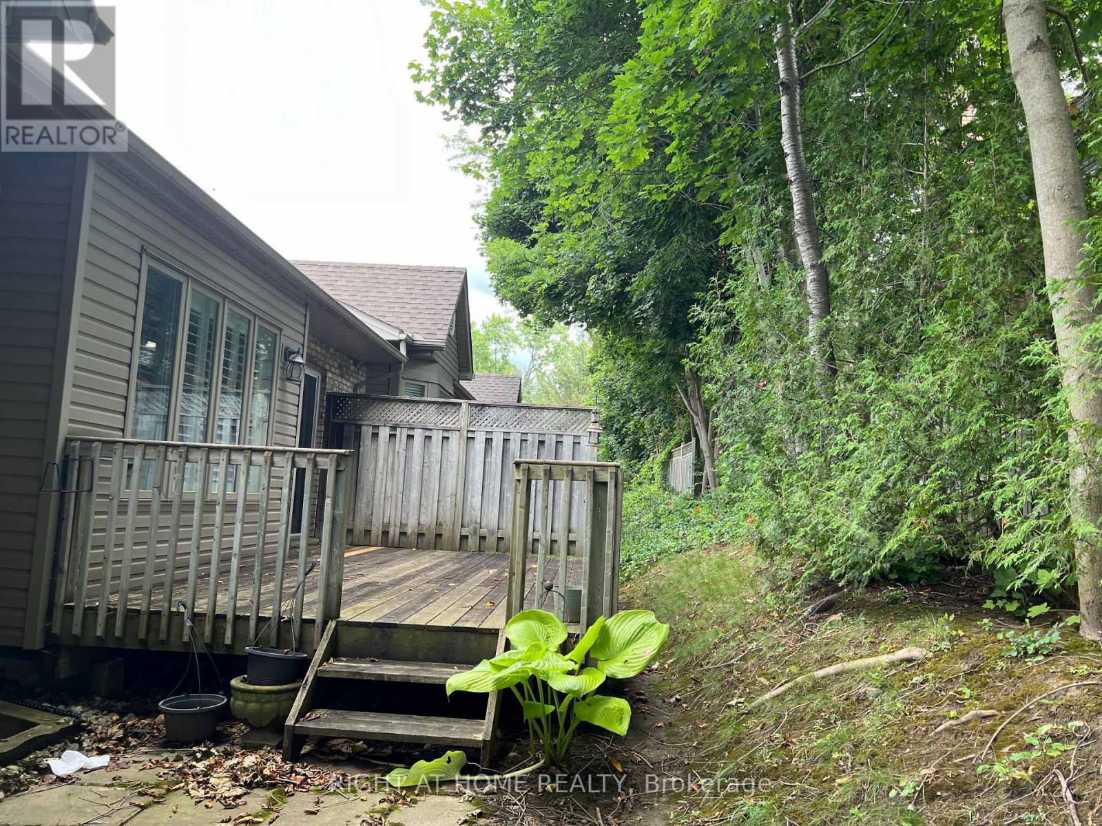 7 - 1574 Richmond Street, London North, Ontario  N6G 5H7 - Photo 19 - X12422991