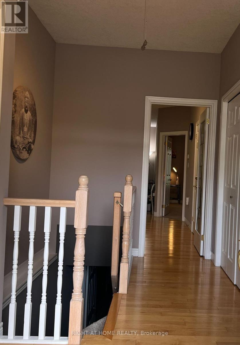 Property at 7 - 1574 RICHMOND STREET image 3