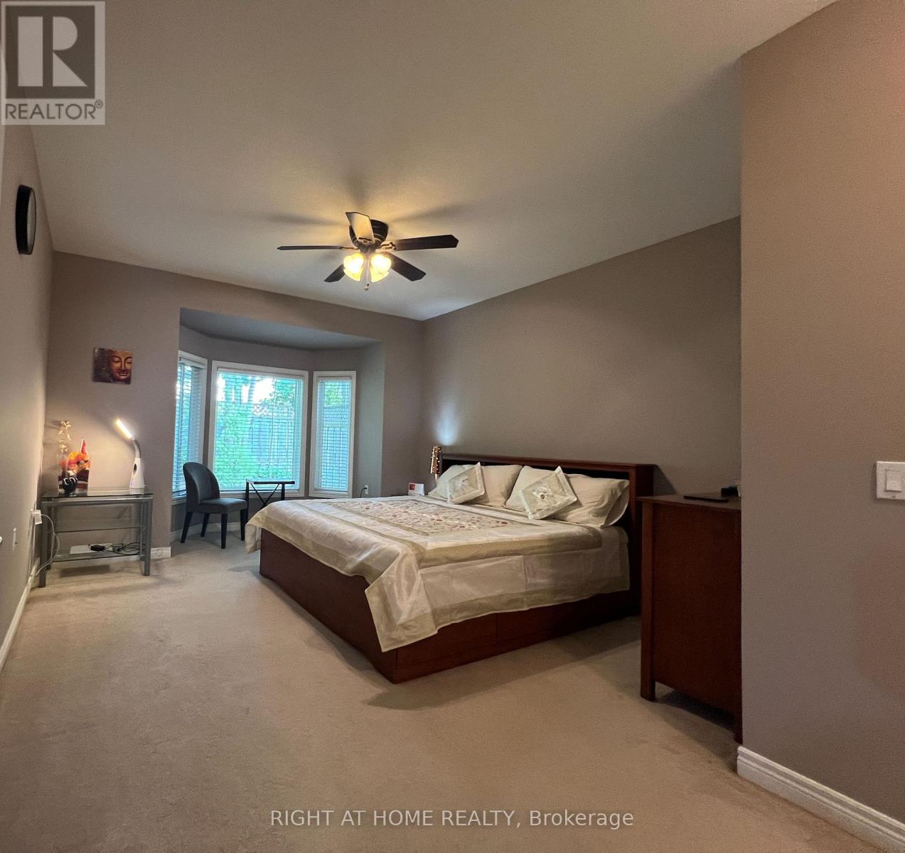 7 - 1574 Richmond Street, London North, Ontario  N6G 5H7 - Photo 8 - X12422991
