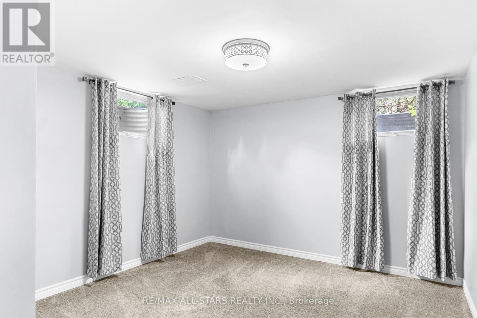 126 Marina Boulevard, Peterborough, Ontario  K9H 6M6 - Photo 16 - X12422996