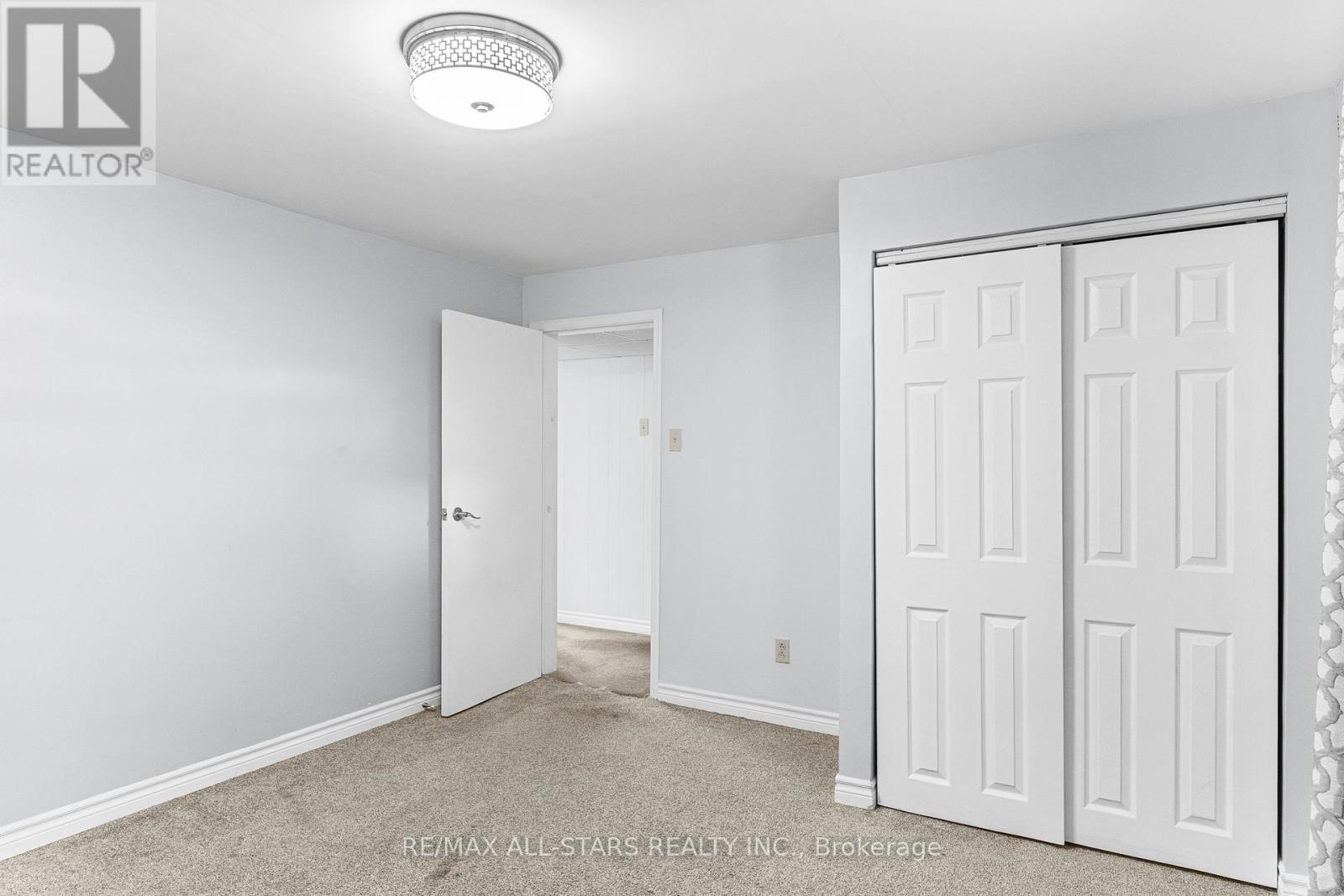126 Marina Boulevard, Peterborough, Ontario  K9H 6M6 - Photo 17 - X12422996